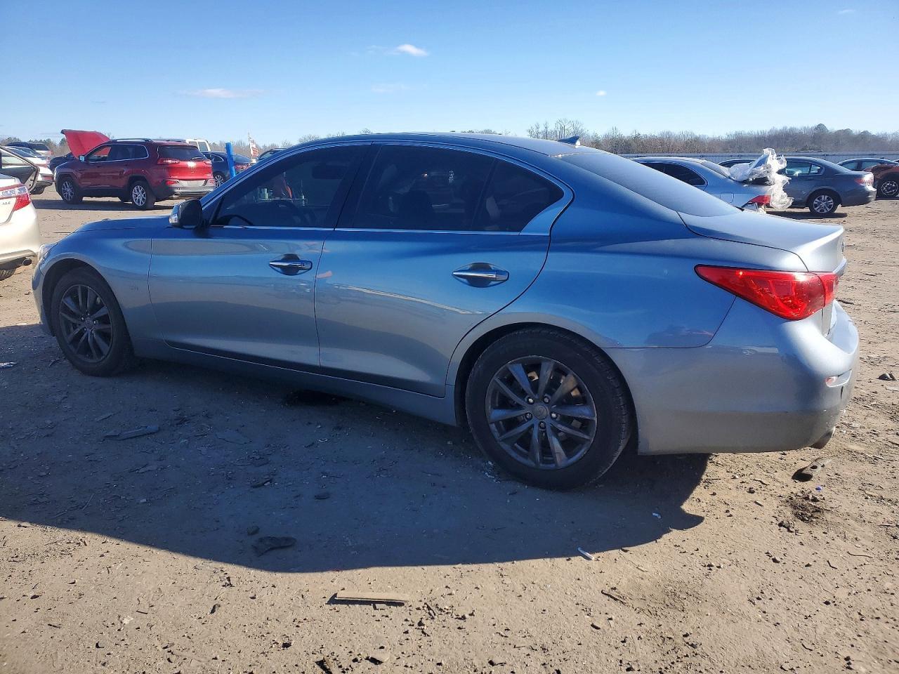 2016 INFINITI Q50