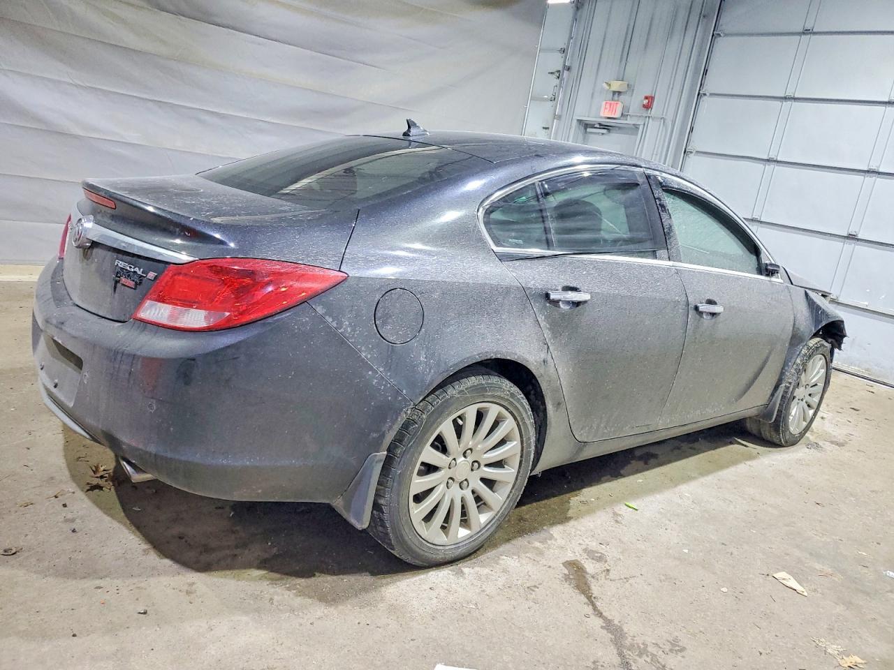 2013 BUICK Regal