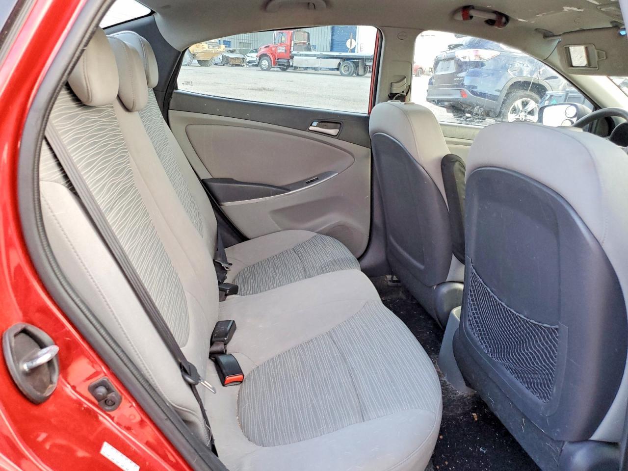 2015 HYUNDAI ACCENT