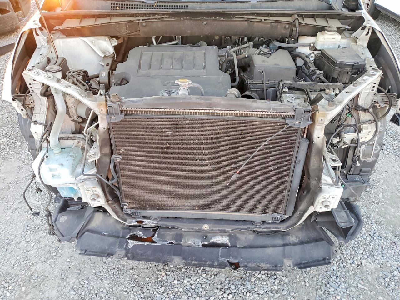 2014 TOYOTA HIGHLANDER