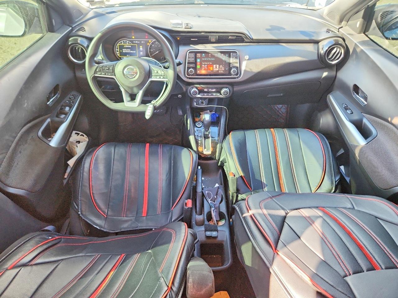 2019 NISSAN KICKS