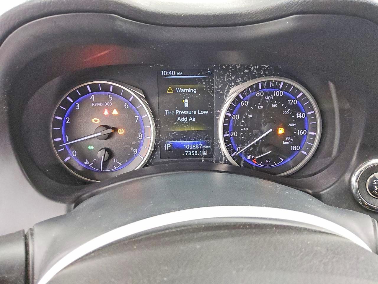 2015 INFINITI Q50