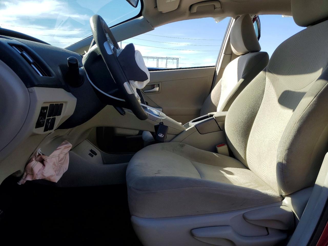2015 TOYOTA PRIUS