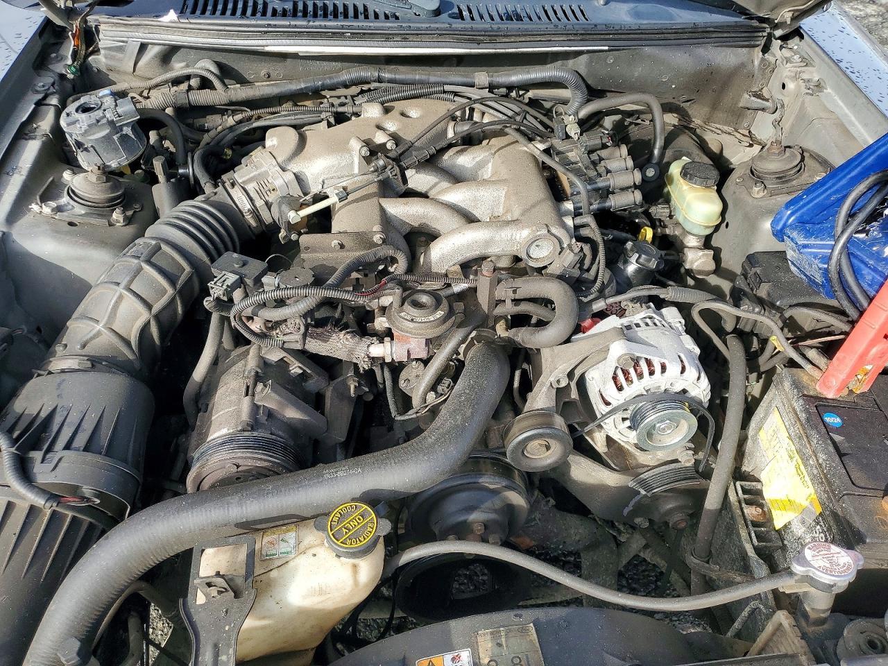 2002 FORD MUSTANG