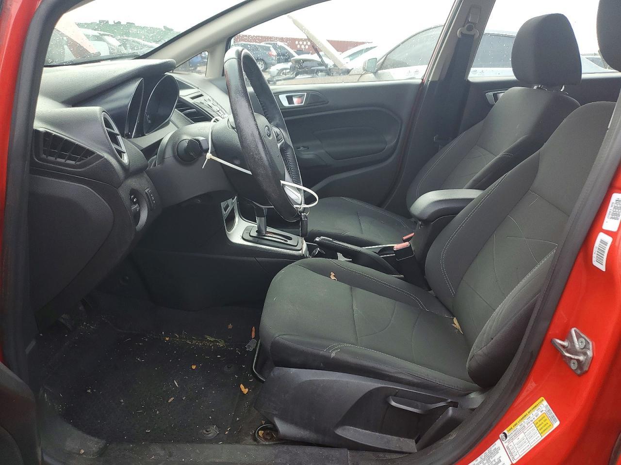 2015 FORD Fiesta