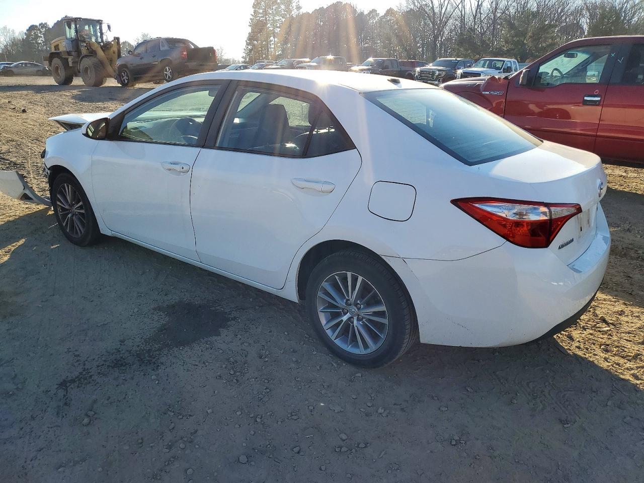 2015 TOYOTA COROLLA