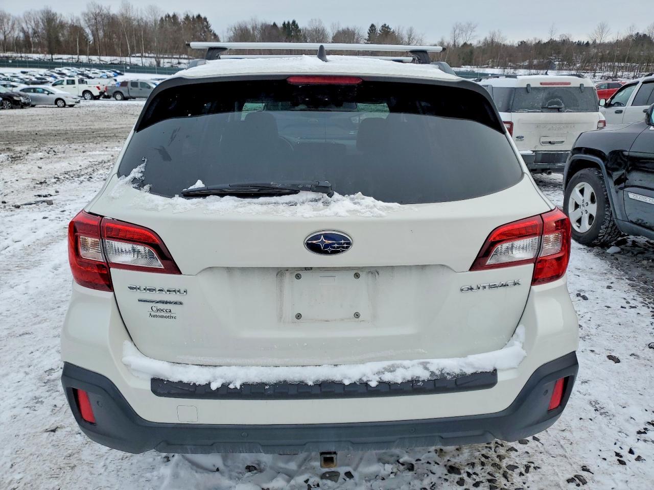 2018 SUBARU Outback