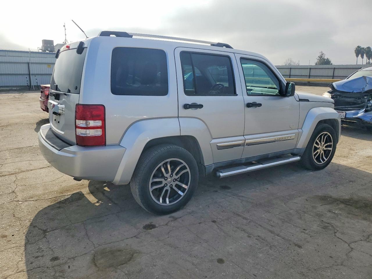 2011 JEEP Liberty