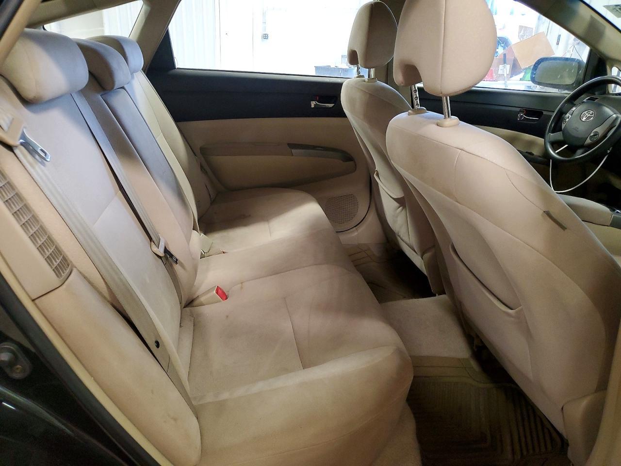2004 TOYOTA PRIUS