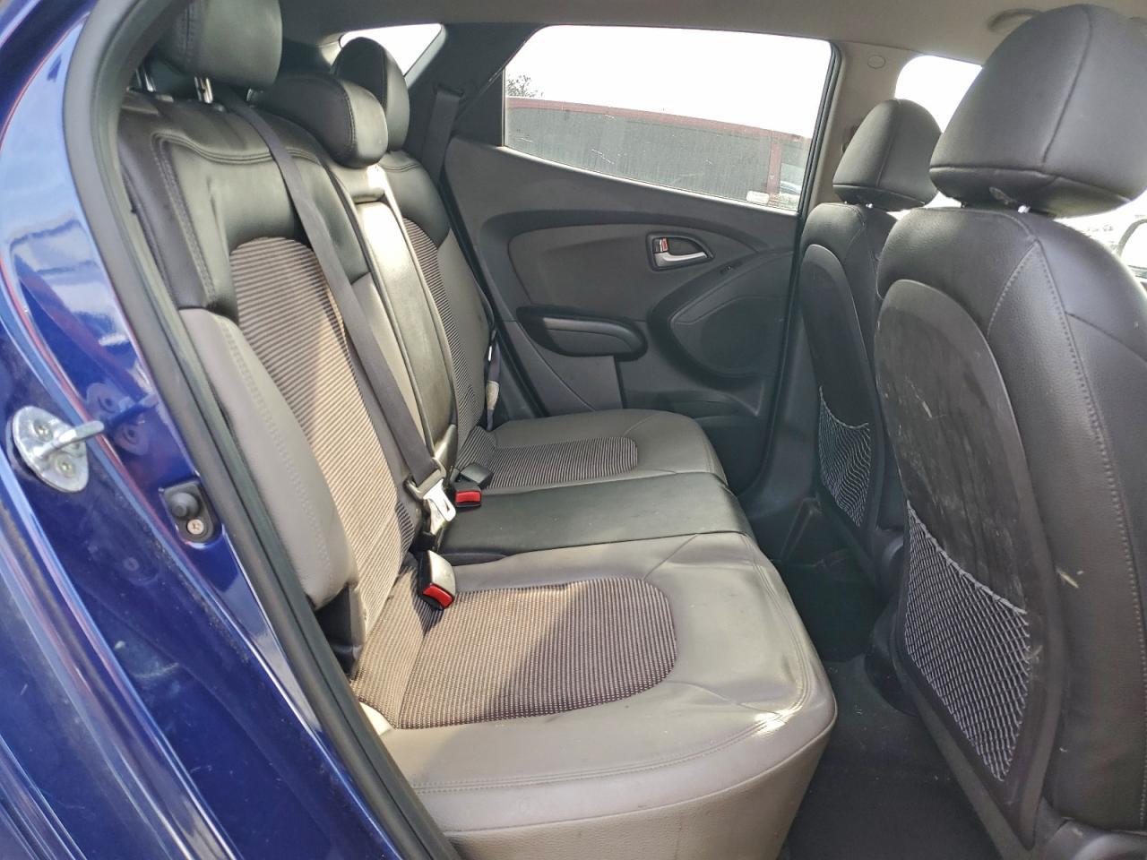 2012 HYUNDAI TUCSON