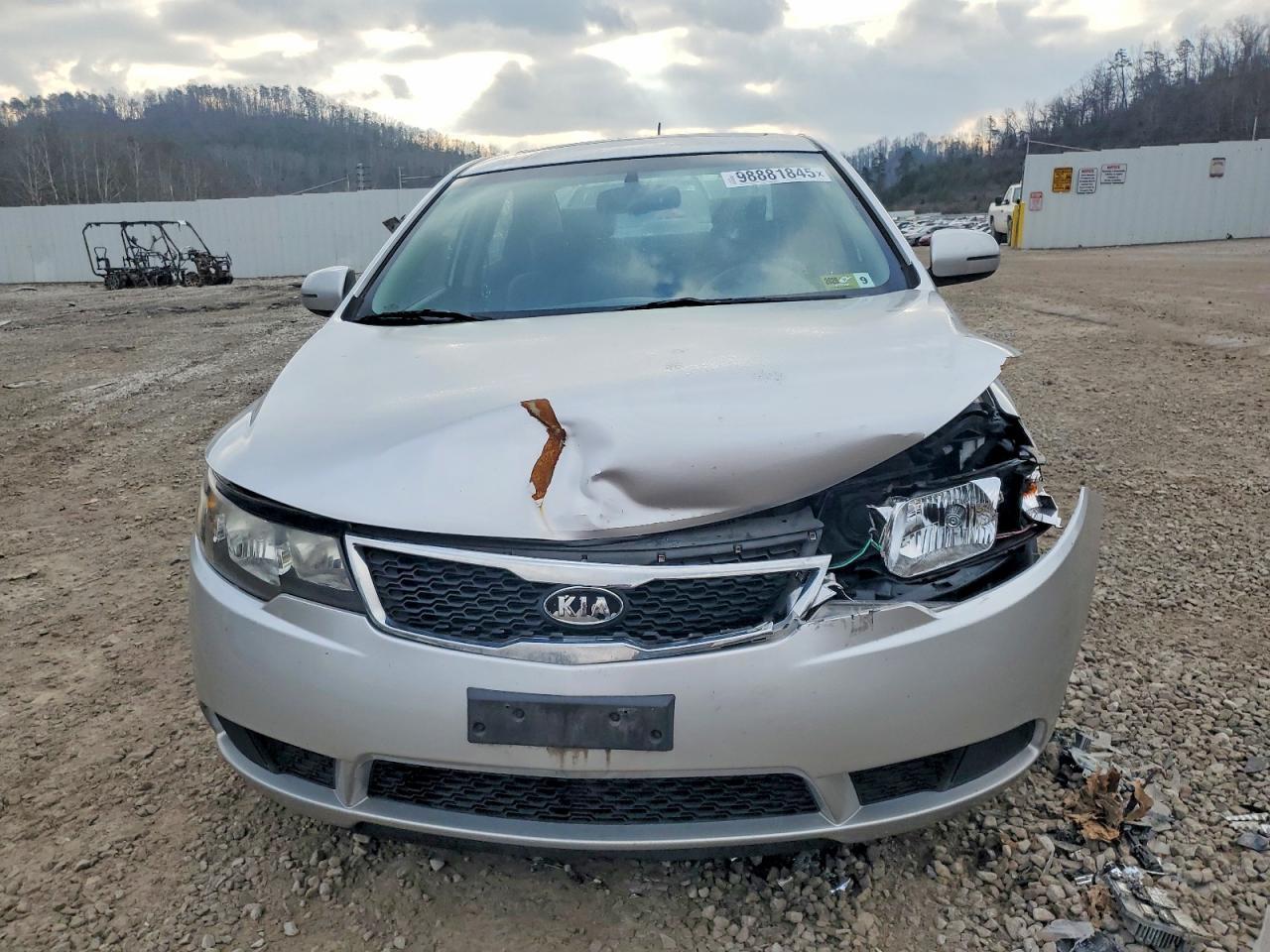 2013 KIA FORTE