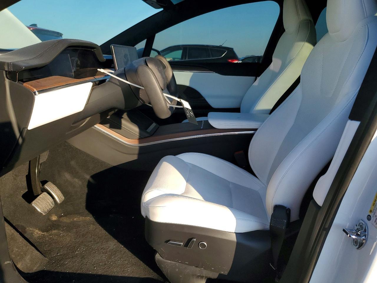 2024 TESLA MODEL X