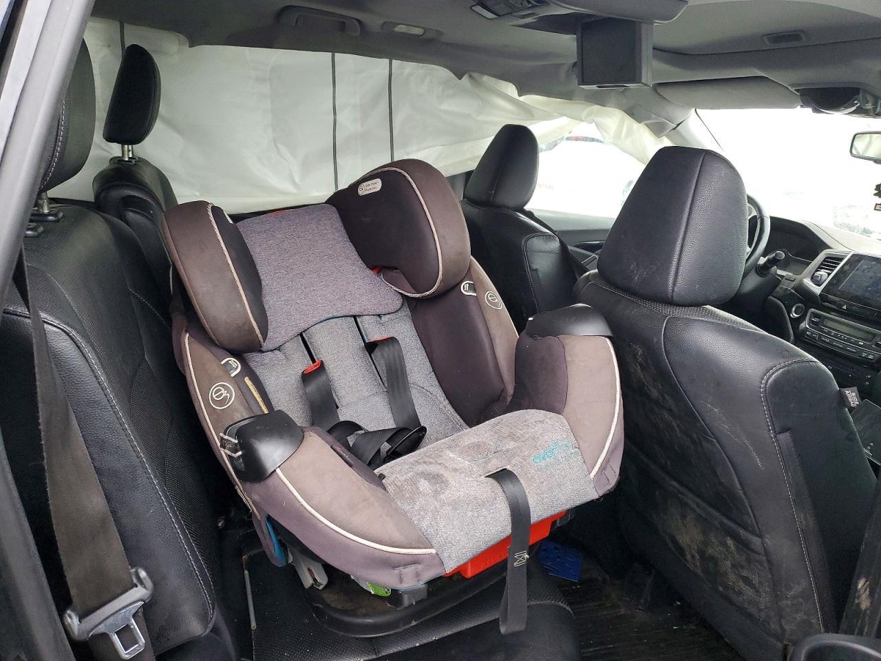 2016 HONDA PILOT