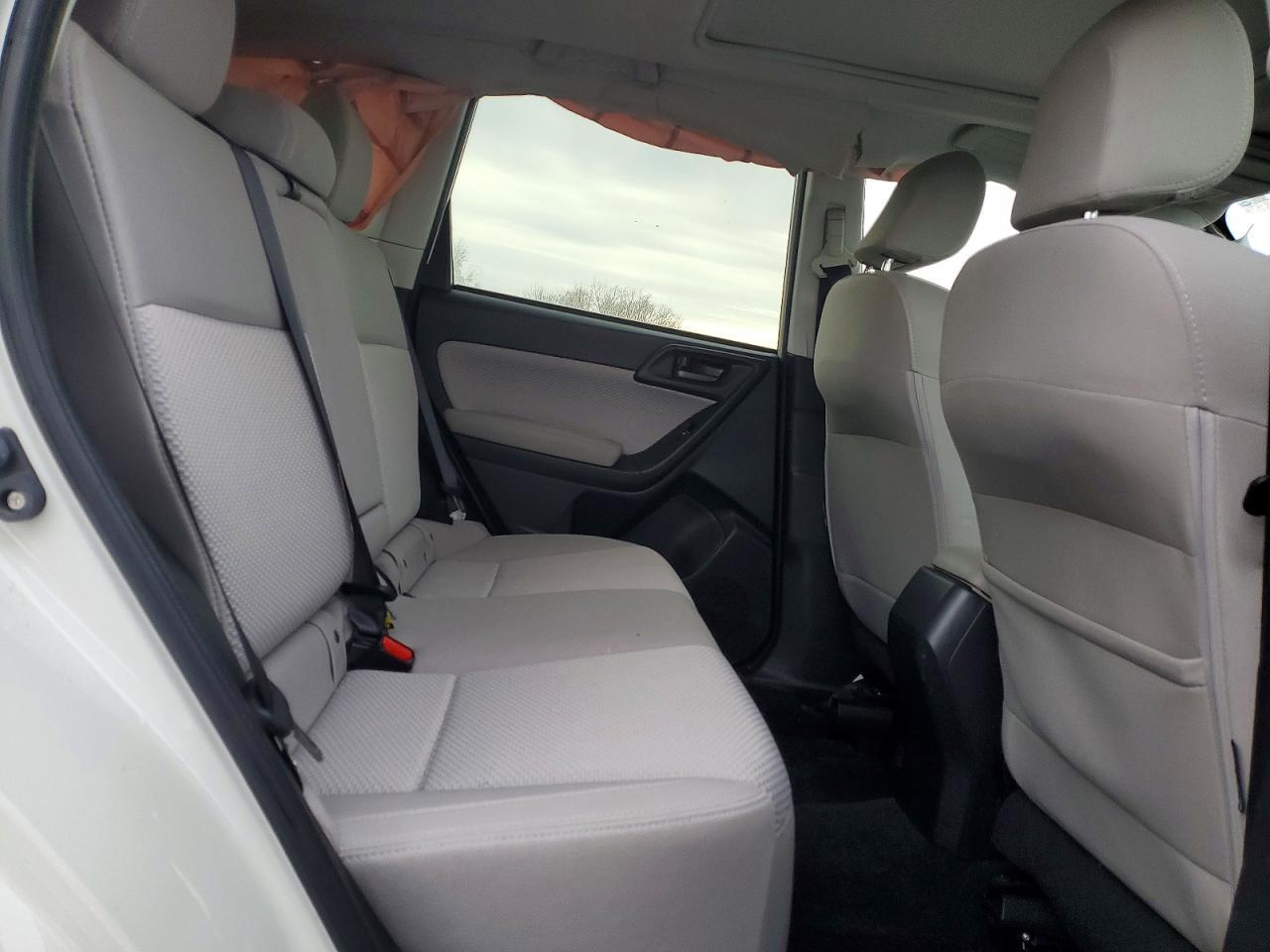 2017 SUBARU FORESTER