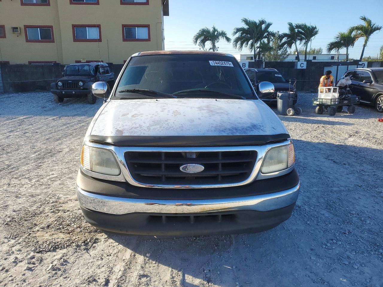2001 FORD F-150