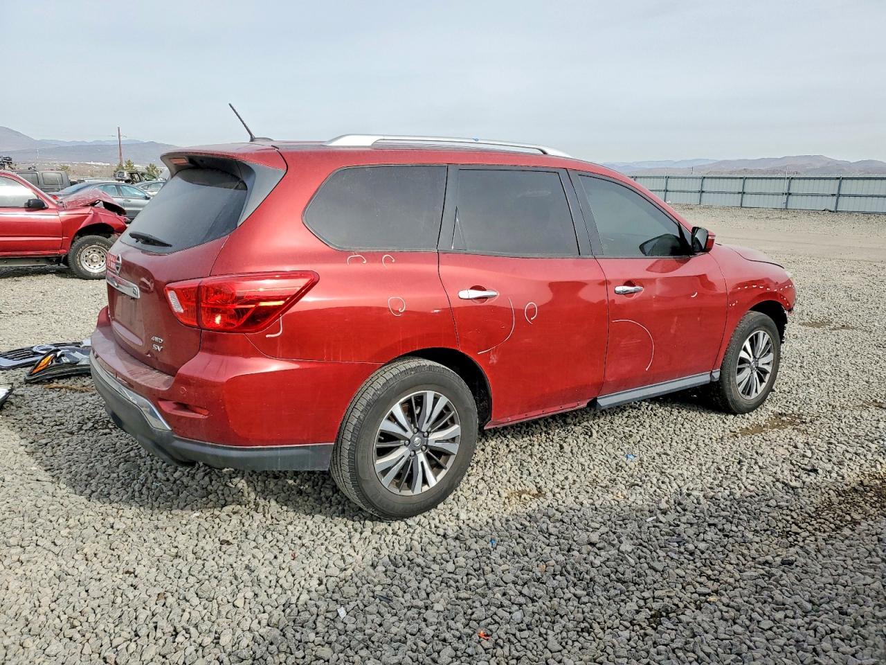 2017 NISSAN PATHFINDER