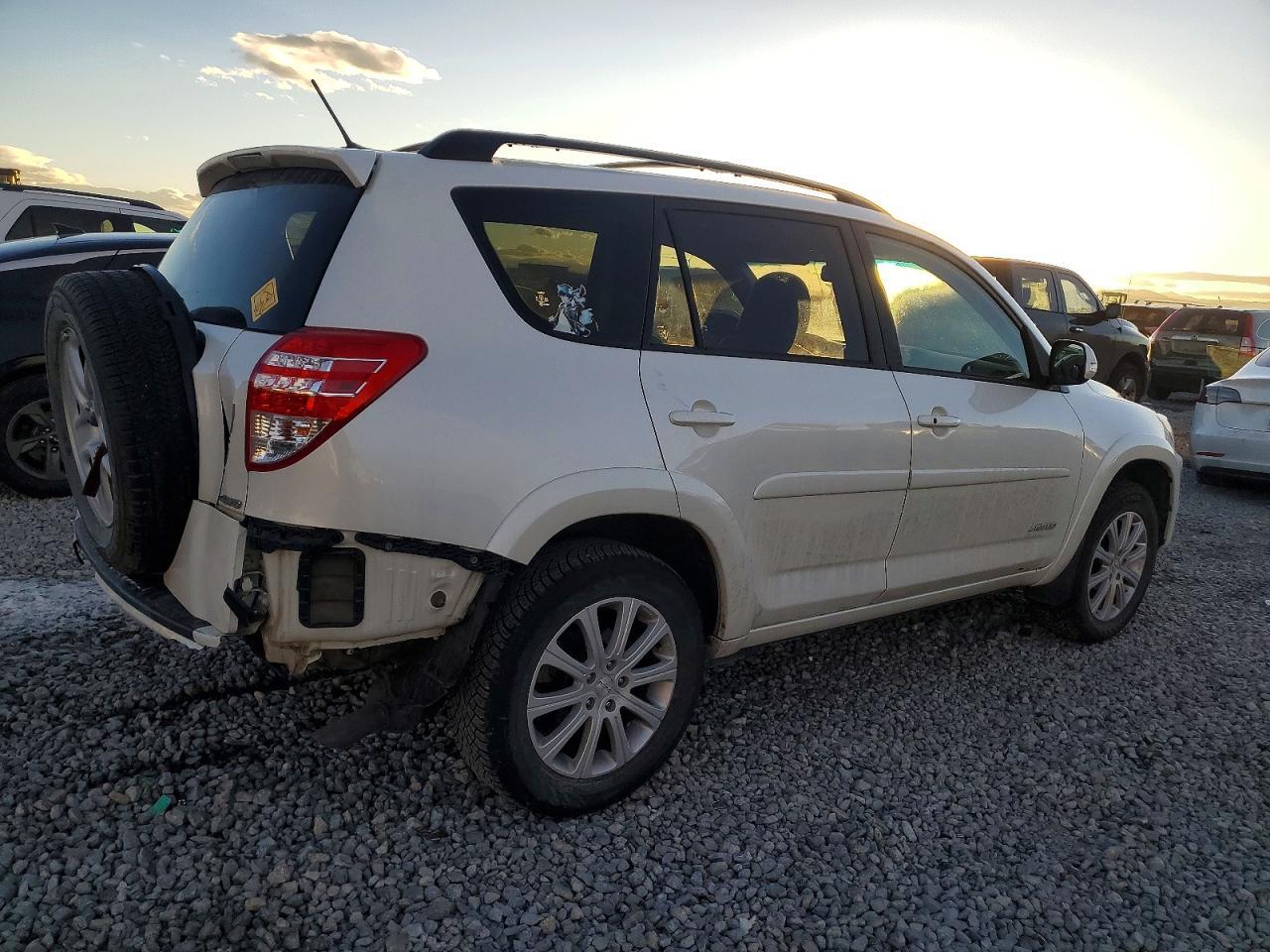 2009 TOYOTA RAV4