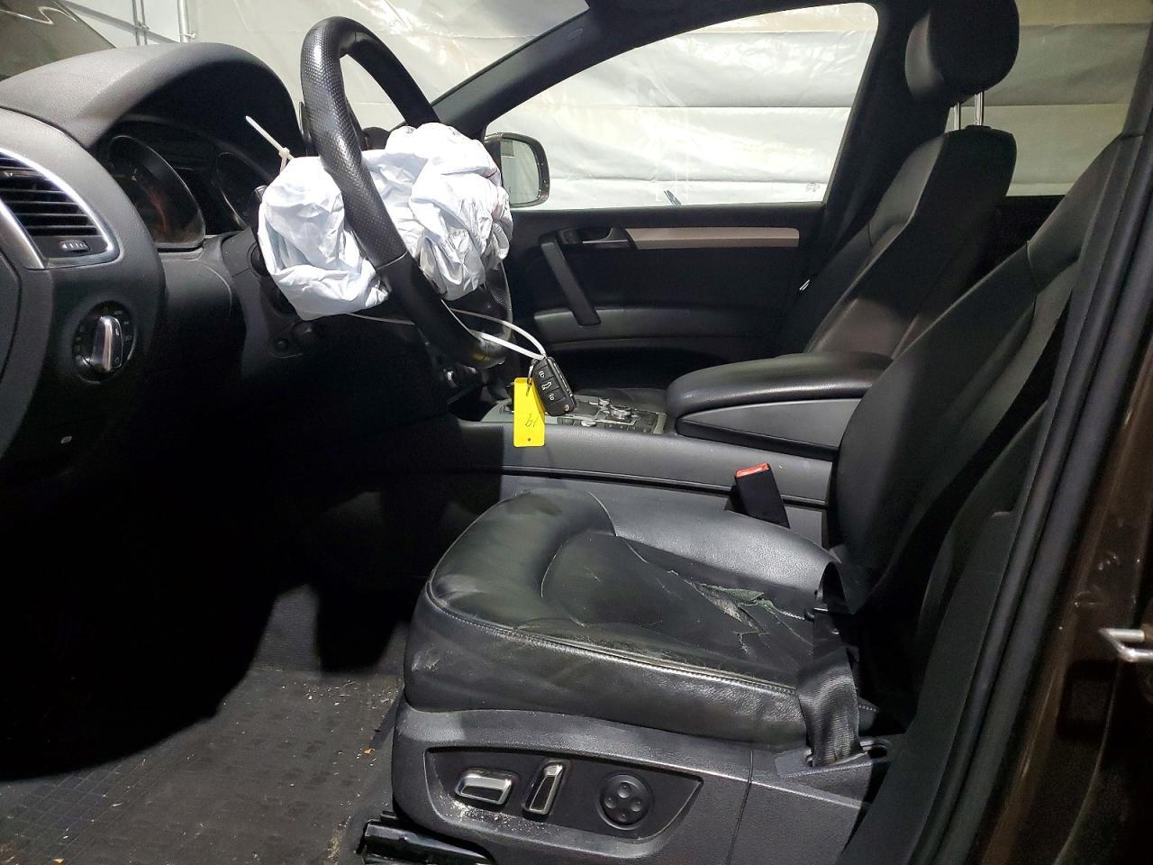 2011 AUDI Q7