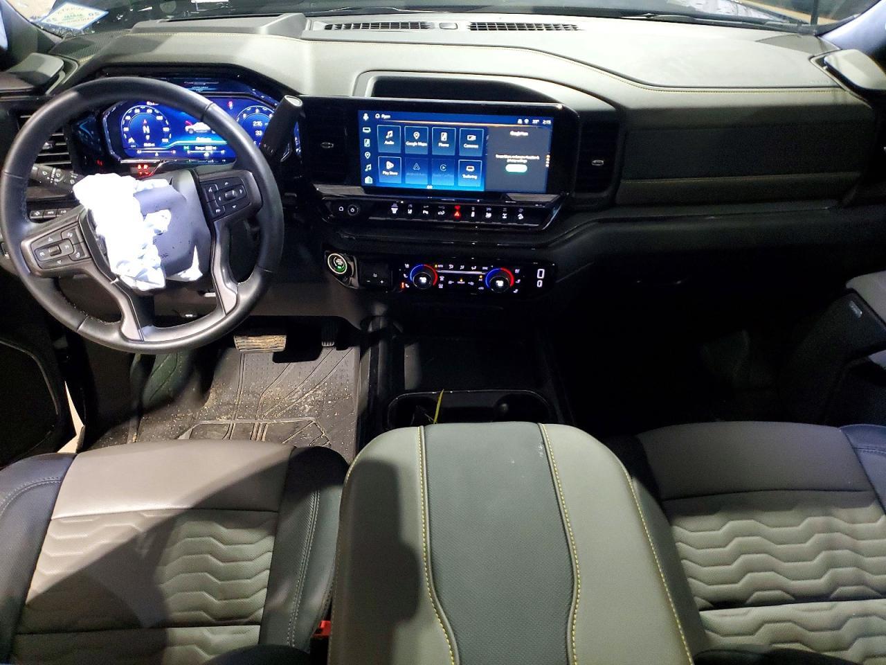 2025 CHEVROLET Silverado