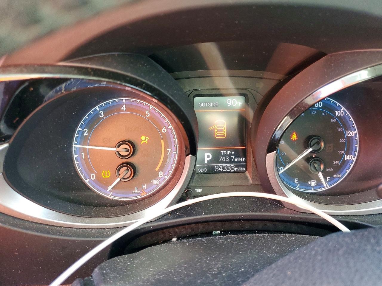 2015 TOYOTA COROLLA