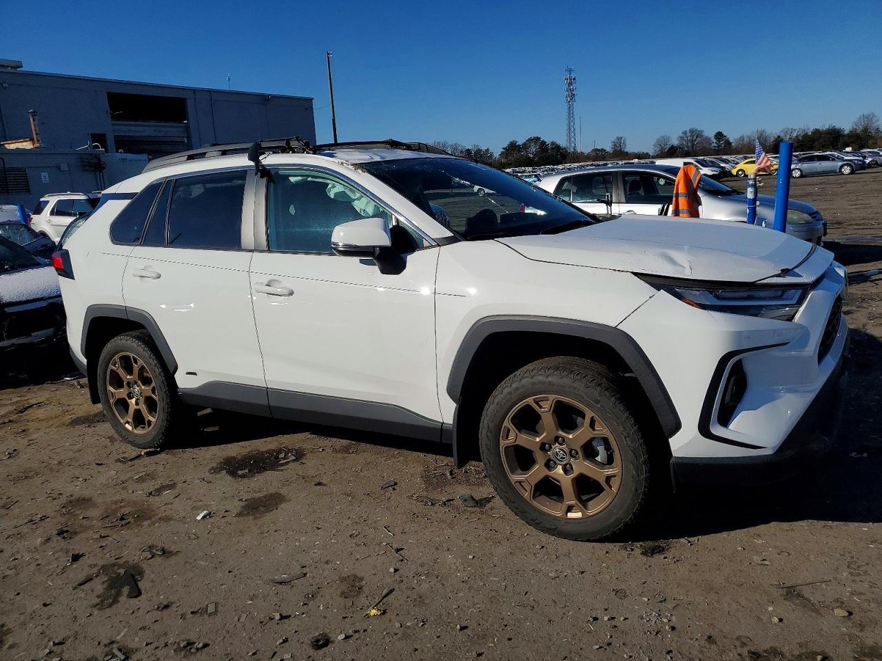2023 TOYOTA RAV4