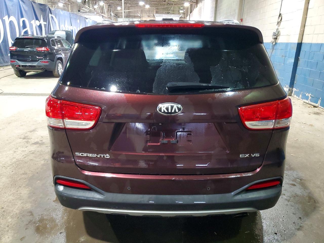 2016 KIA SORENTO