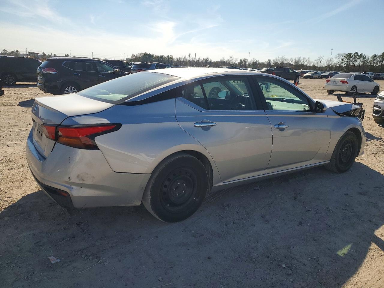 2021 NISSAN ALTIMA