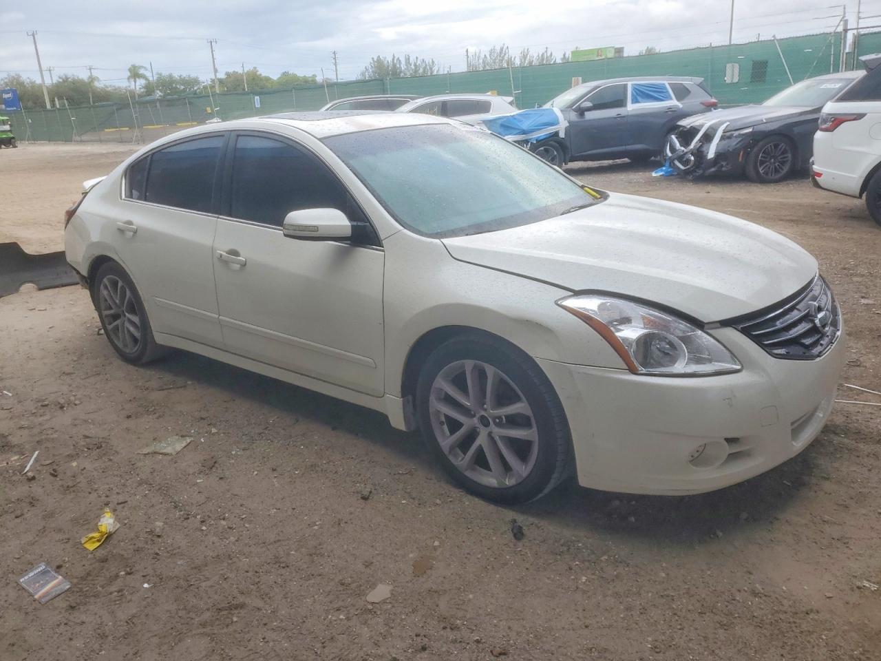 2010 NISSAN ALTIMA