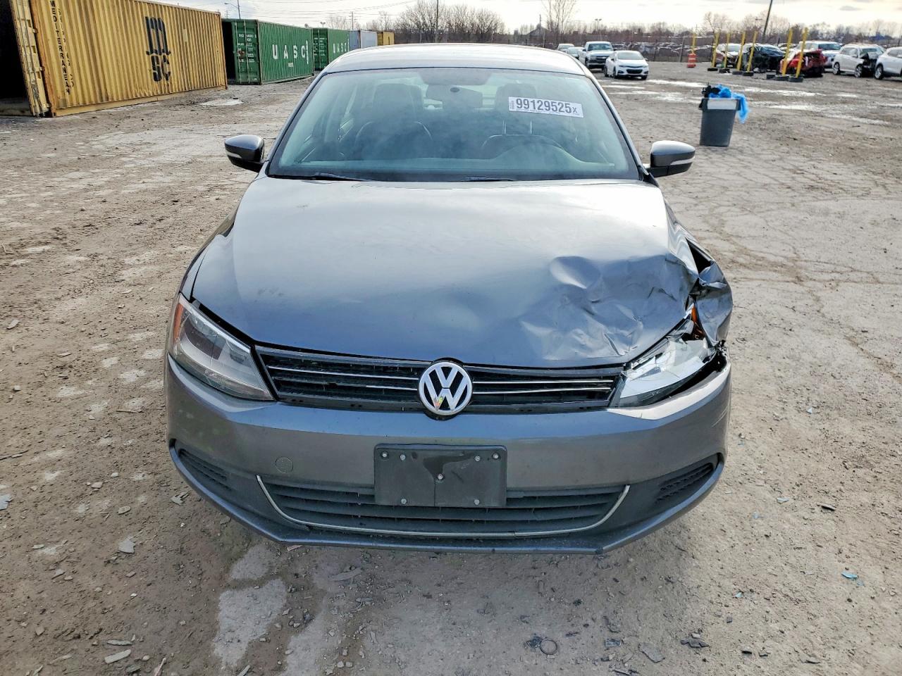 2013 VOLKSWAGEN JETTA
