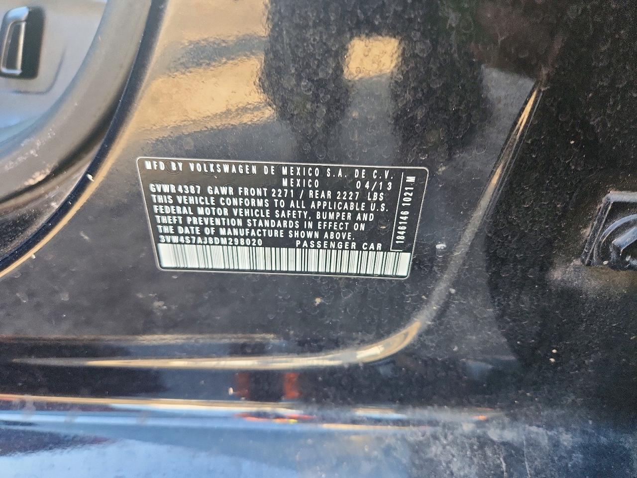 2013 VOLKSWAGEN JETTA