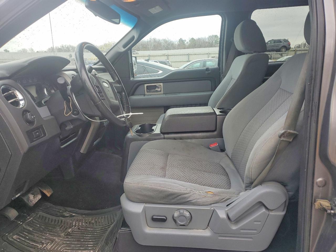 2011 FORD F-150