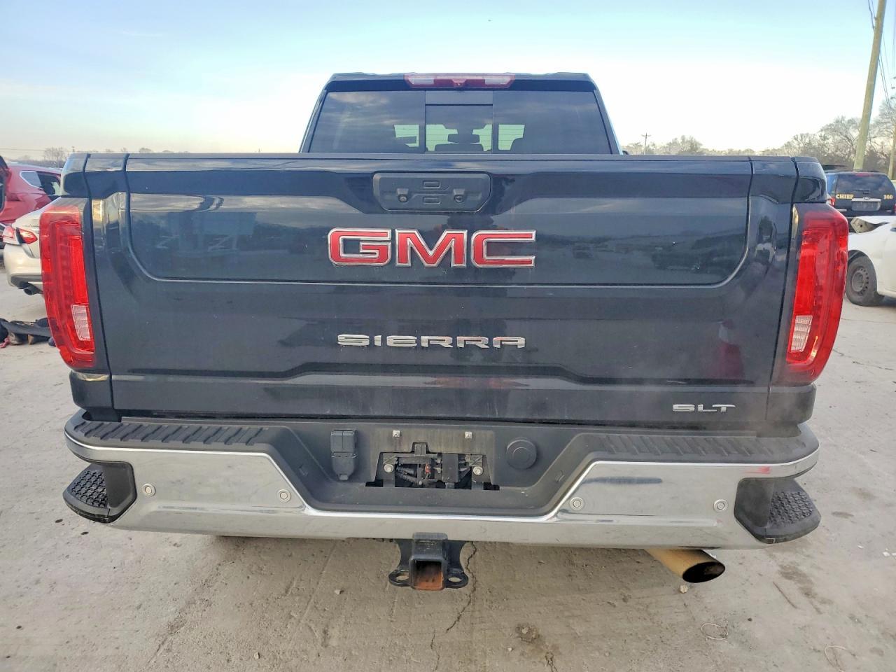 2023 GMC Sierra
