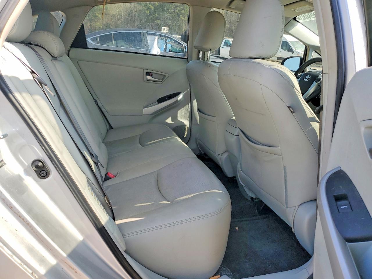 2012 TOYOTA PRIUS