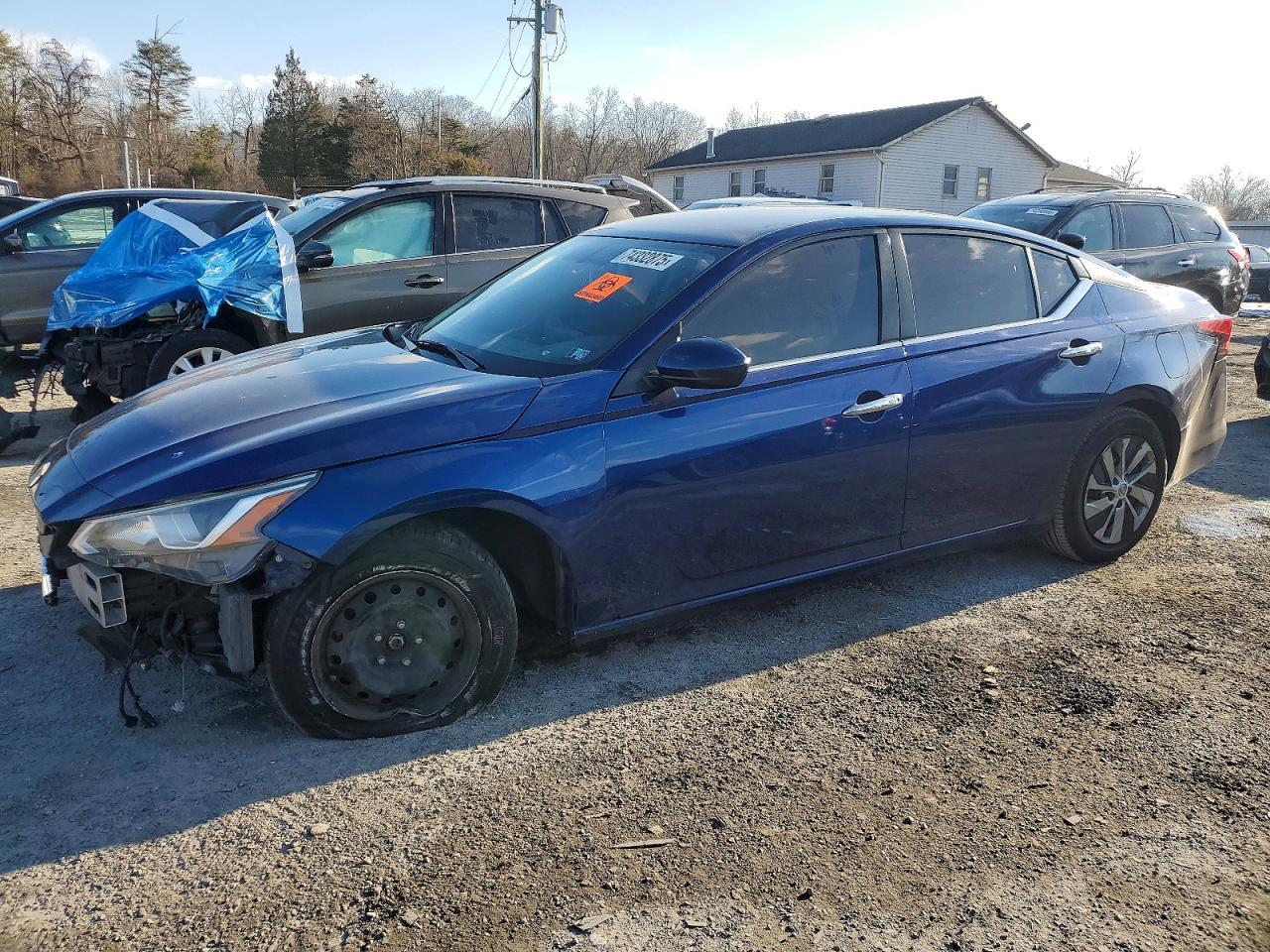 2020 NISSAN