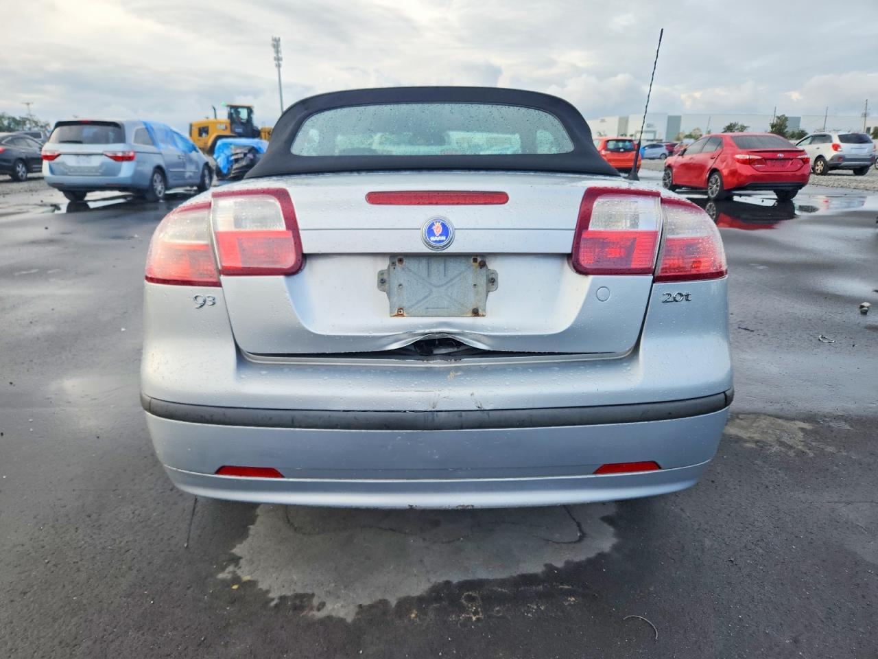 2004 SAAB 9-3