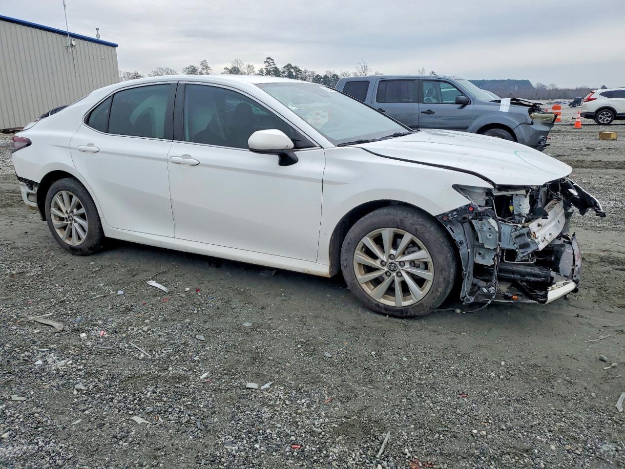 2023 TOYOTA CAMRY