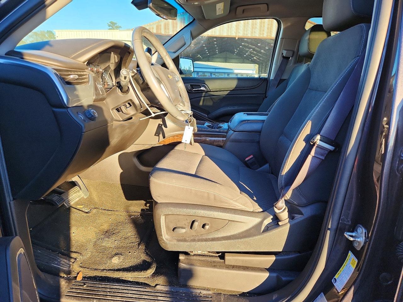 2016 CHEVROLET Suburban