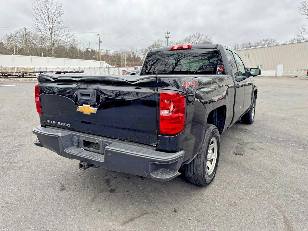 2018 CHEVROLET Silverado