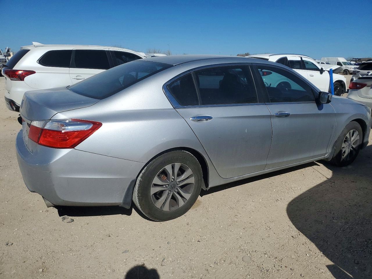 2015 HONDA ACCORD