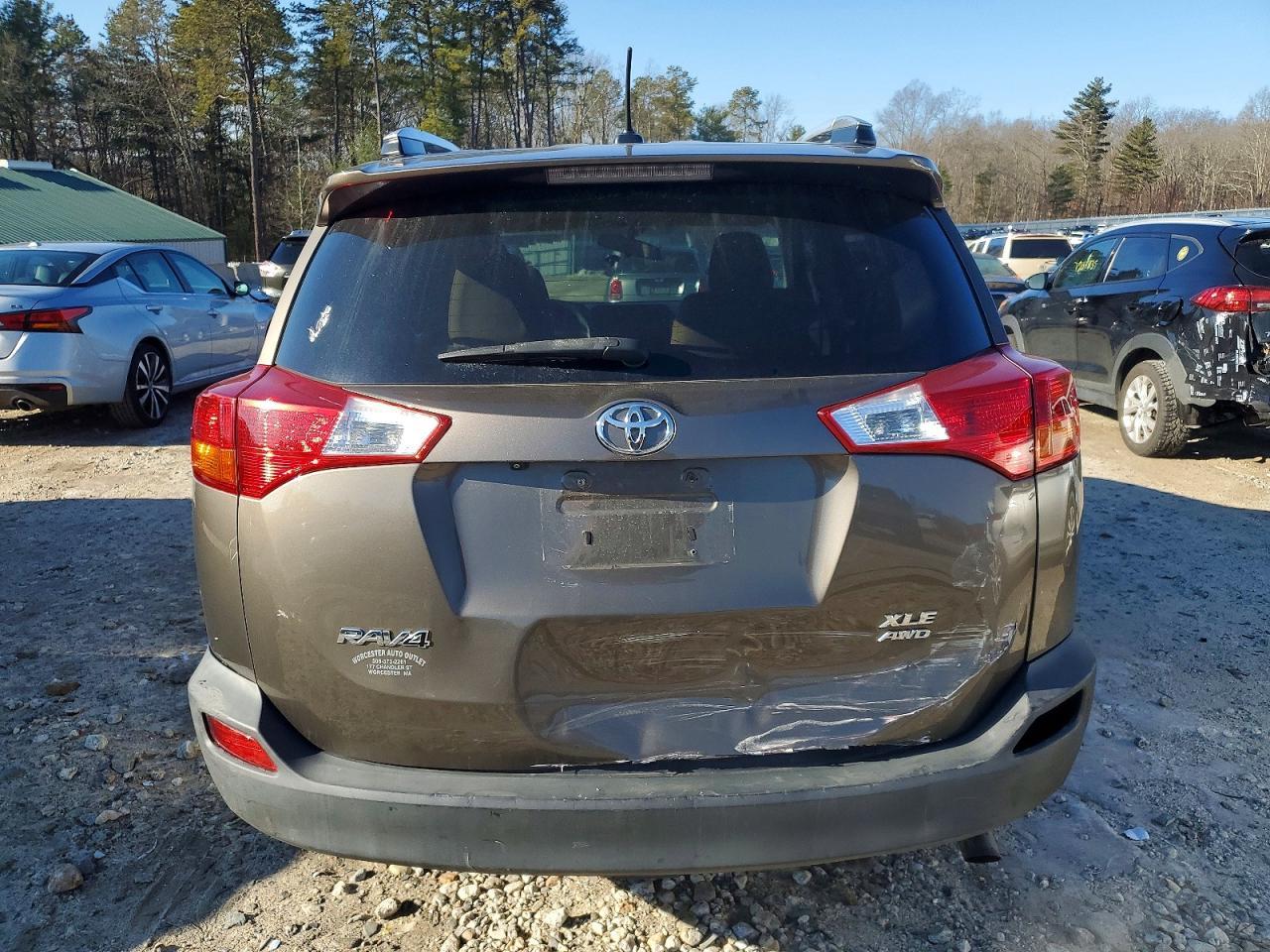 2015 TOYOTA RAV4
