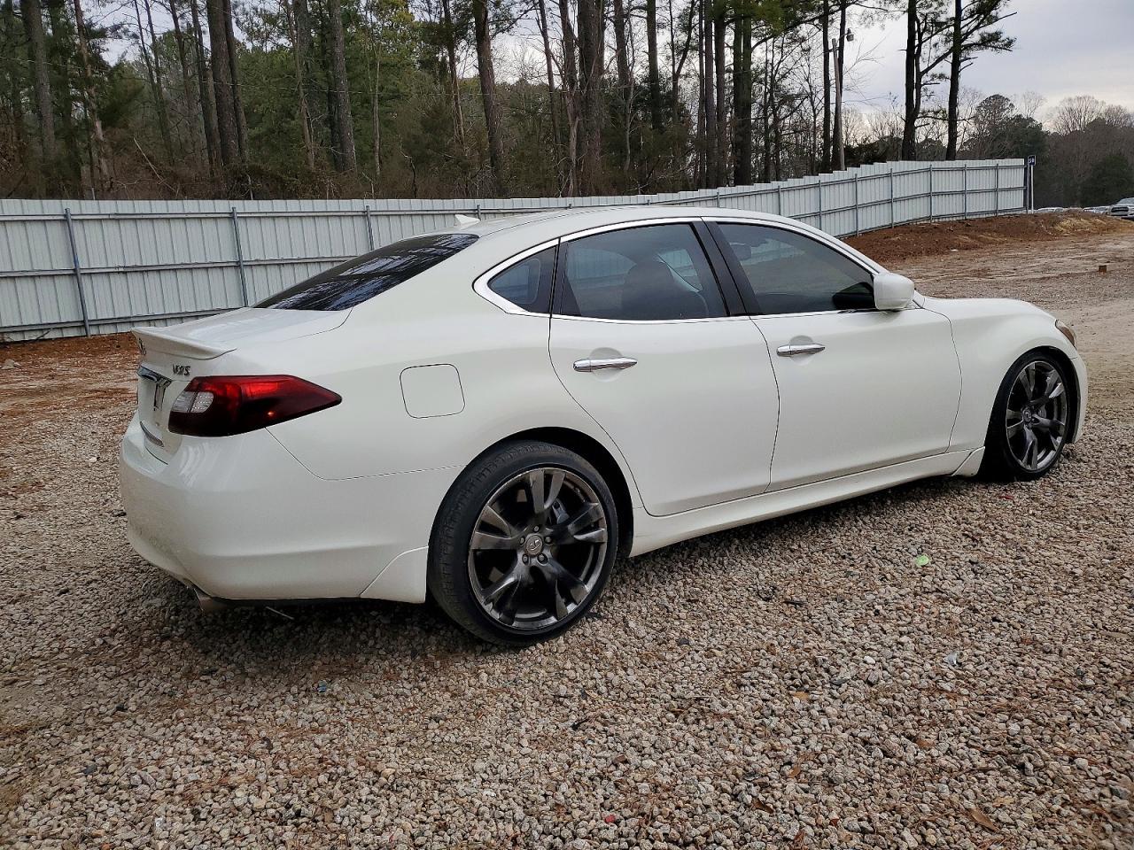 2012 INFINITI M37