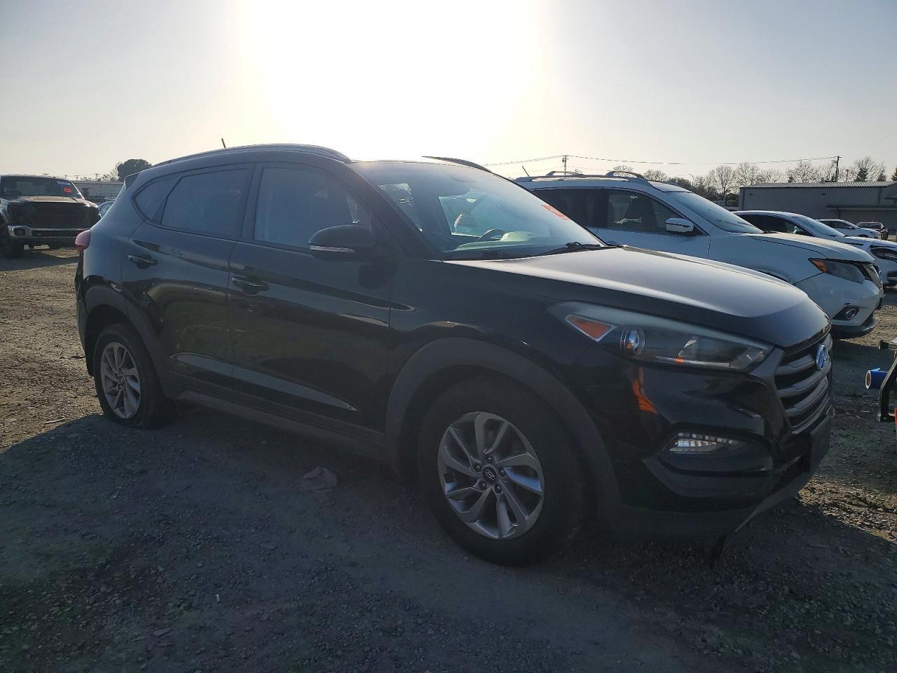 2016 HYUNDAI TUCSON