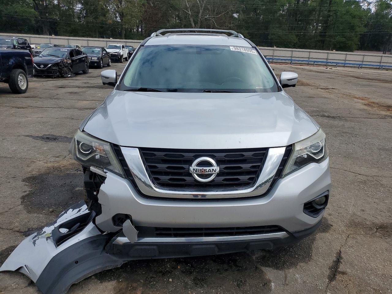2017 NISSAN PATHFINDER