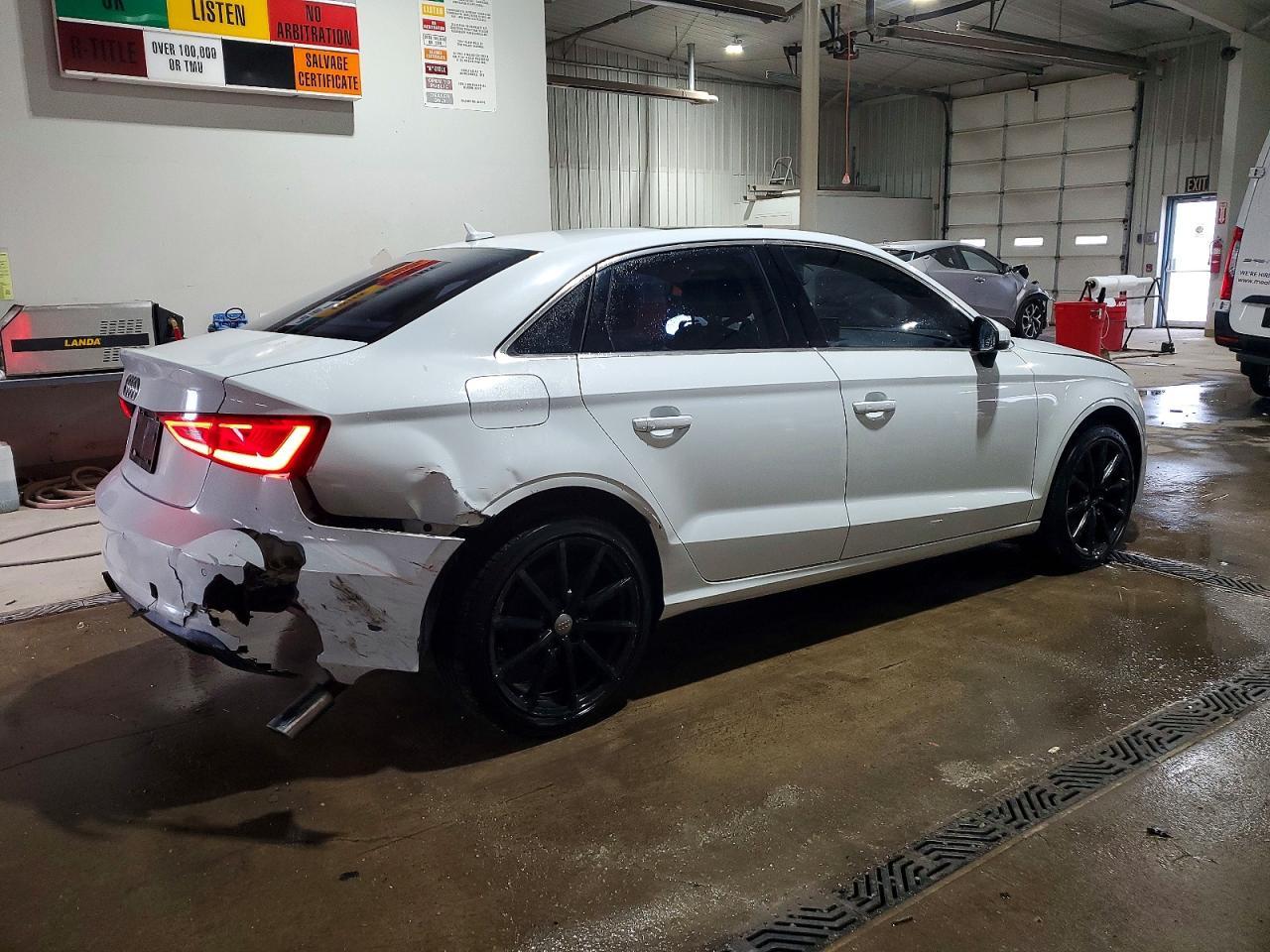 2015 AUDI A3