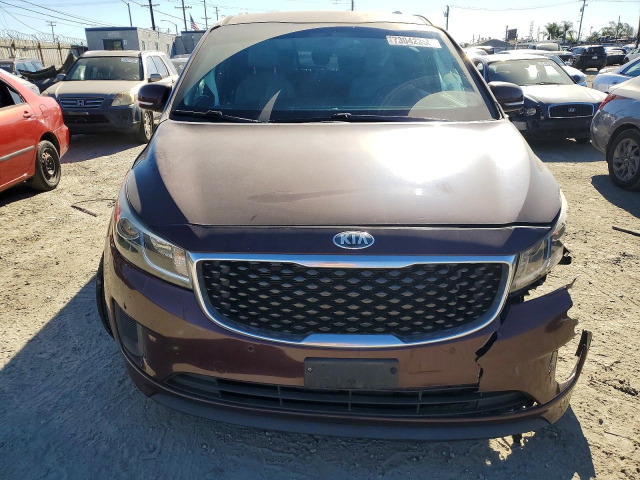 2017 KIA SEDONA