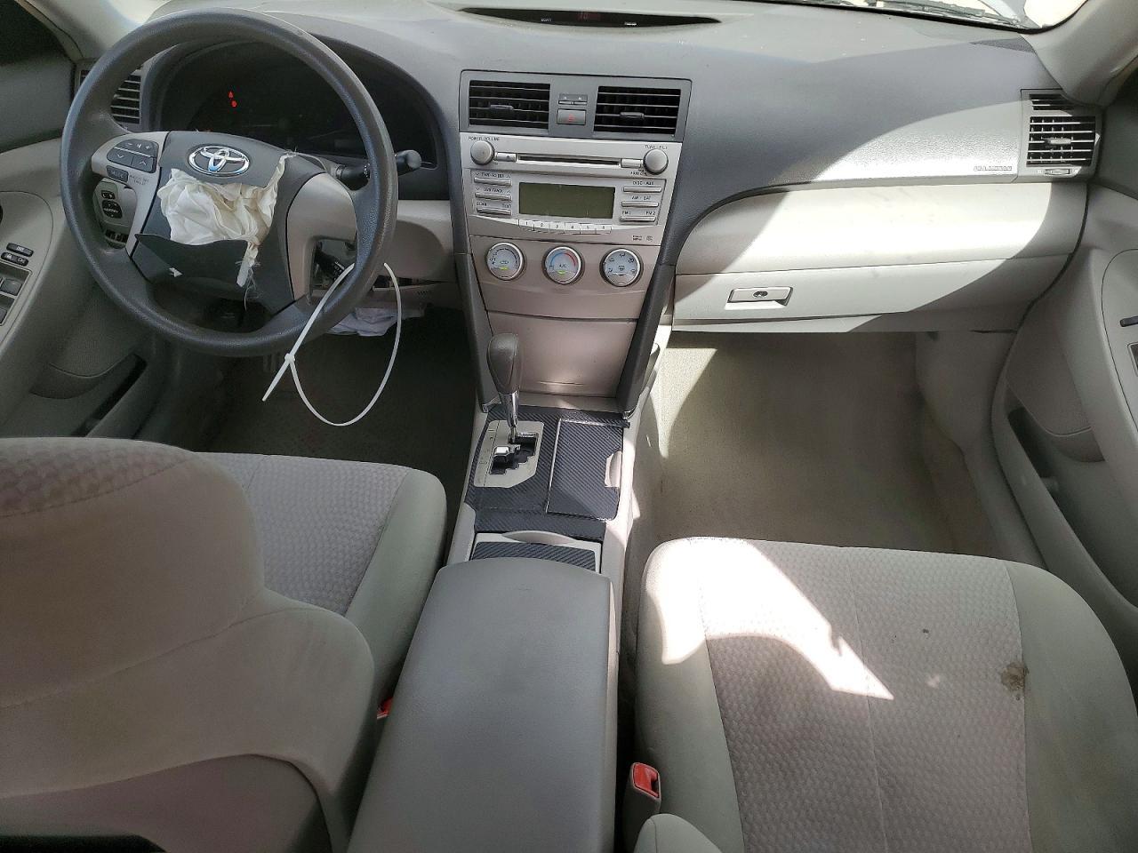 2011 TOYOTA CAMRY