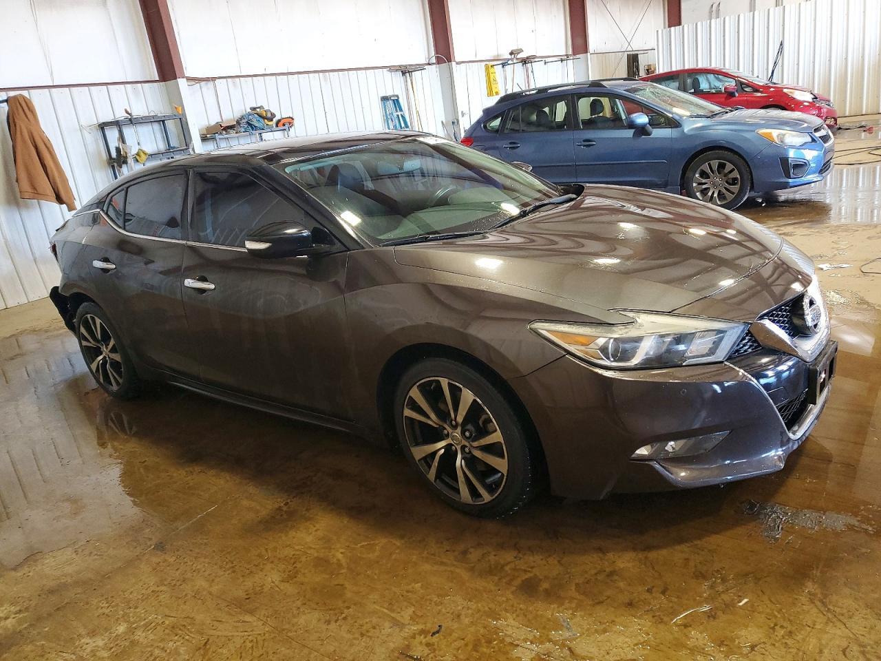 2016 NISSAN Maxima