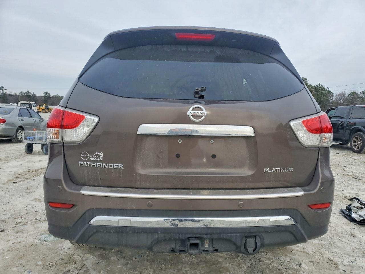 2015 NISSAN PATHFINDER