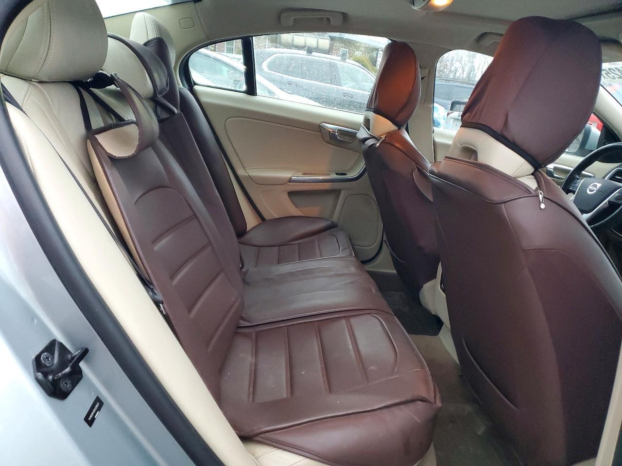 2013 VOLVO S60