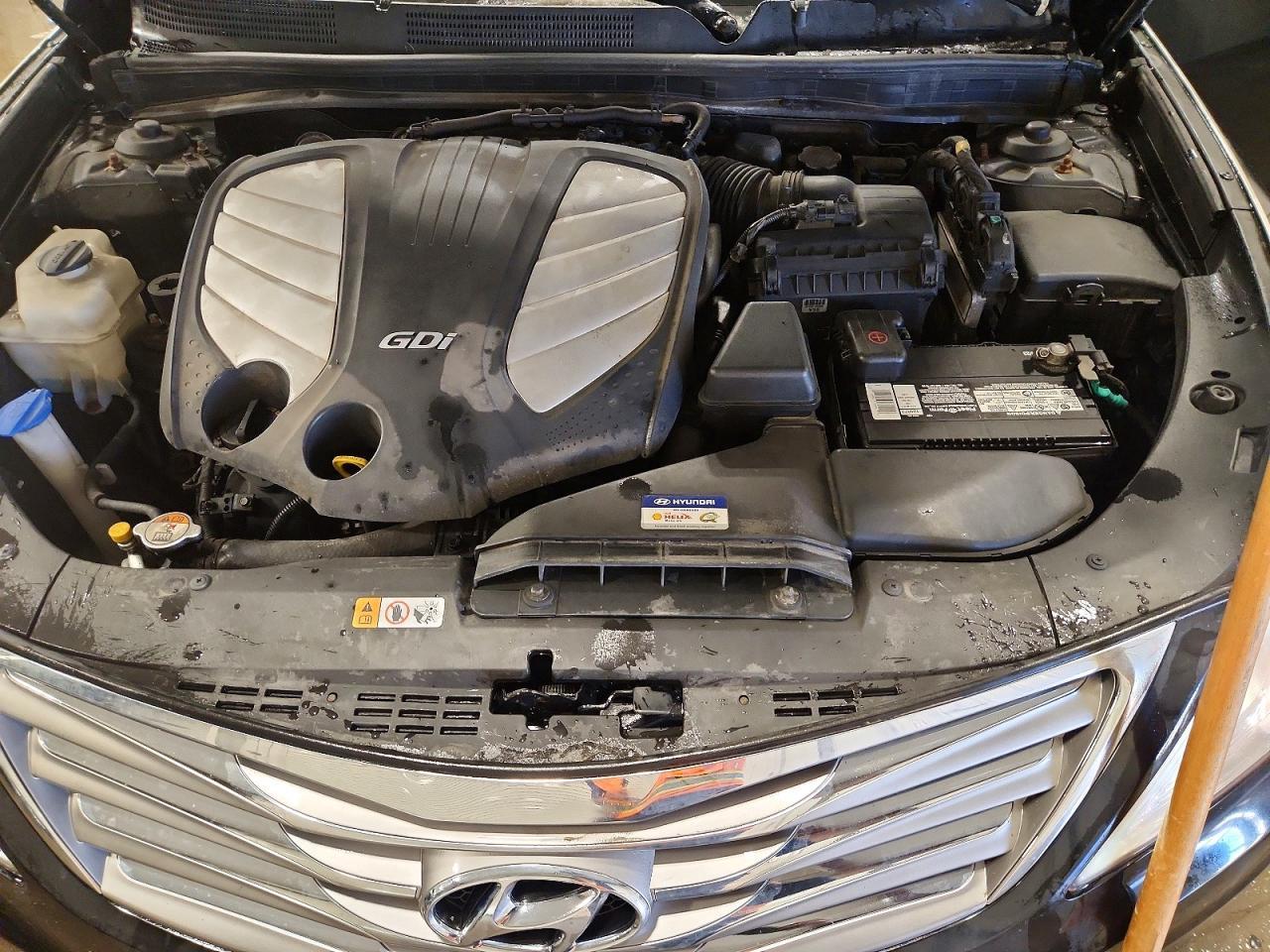 2012 HYUNDAI Azera